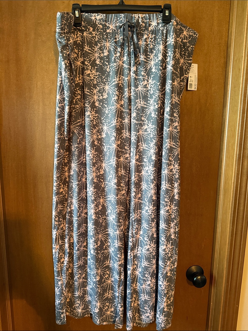 NWT Jockey Gray and Pink Wide-Leg Pajama Pants